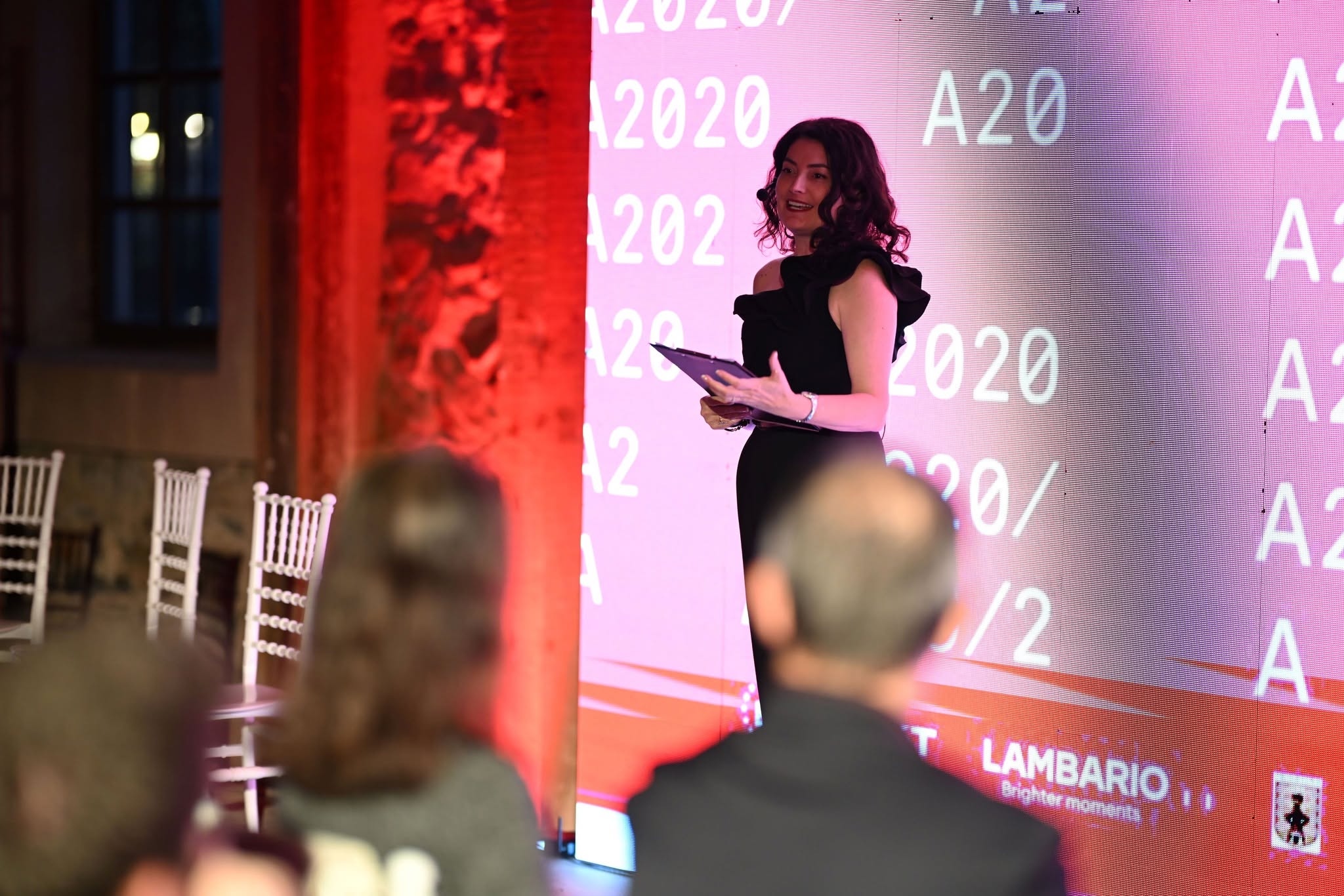 Arlinda Çausholli leading a public speaking session